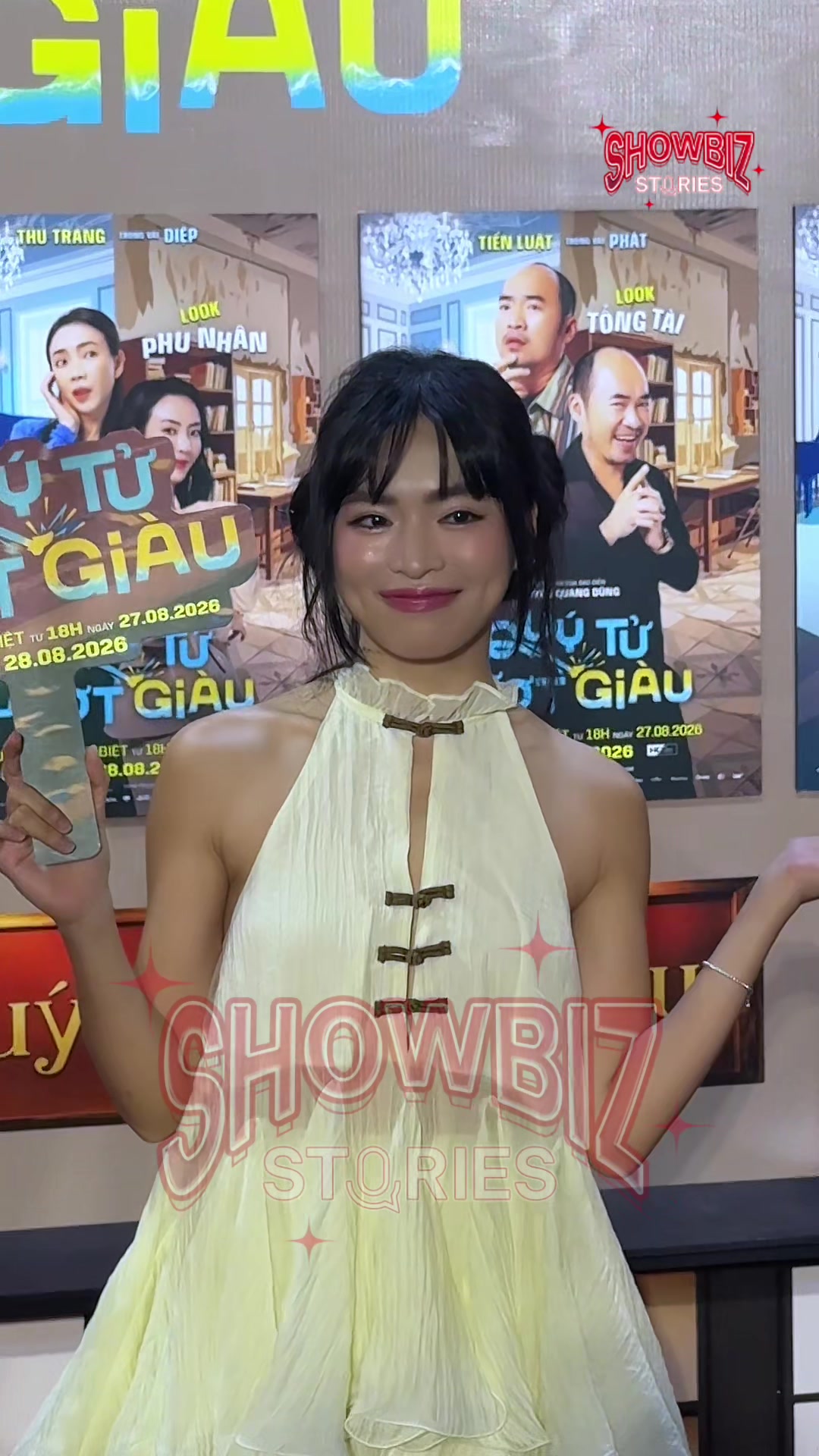 @Showbiz Stories