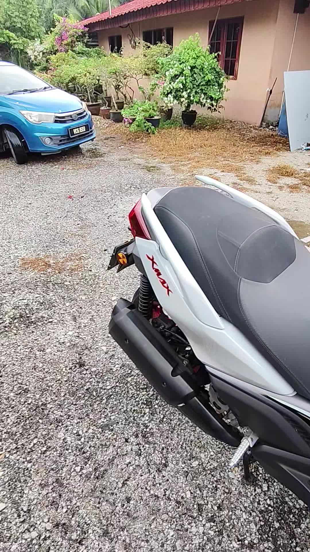 @ahli mesyuarat tingkap