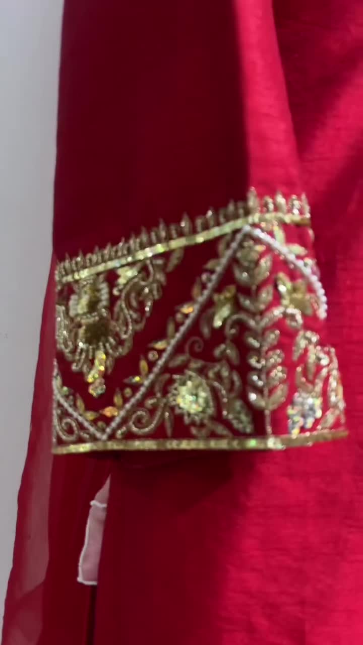 @ਲਿਬਾਸ by ਕੌਰ