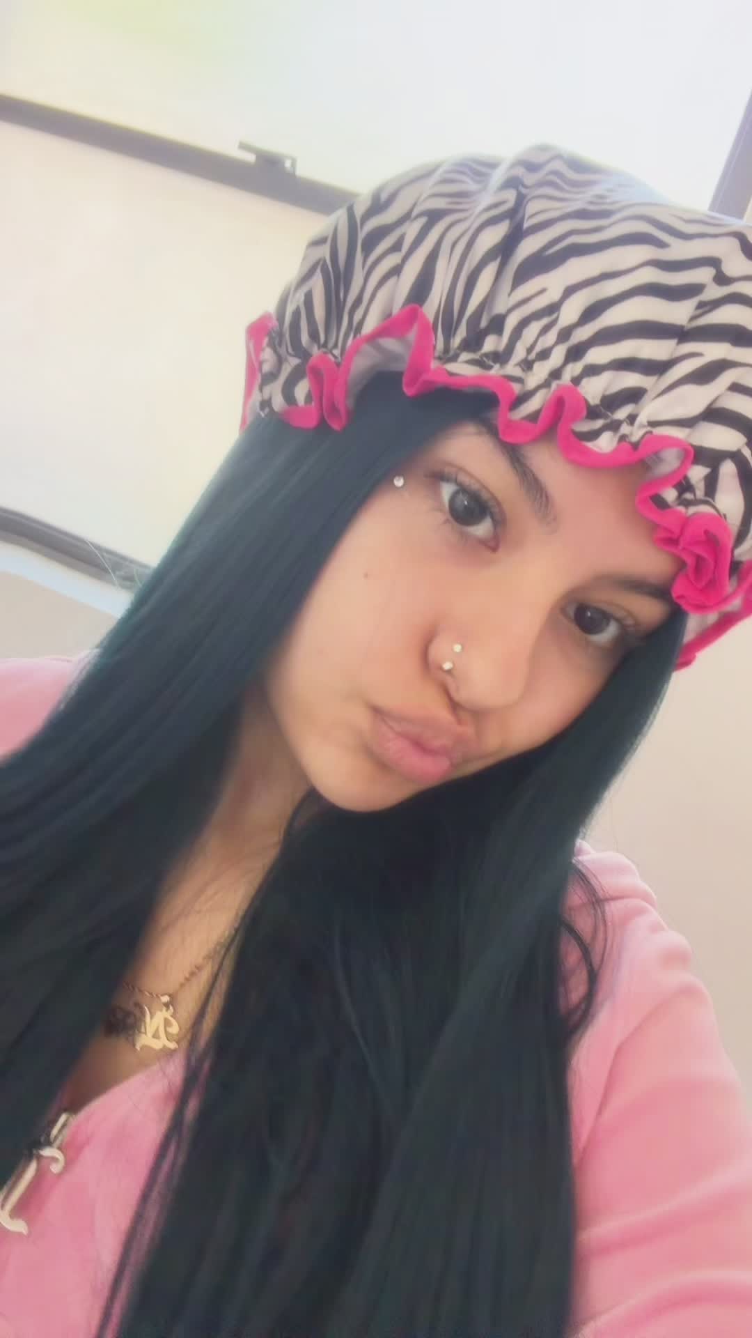 @𝓷𝓲𝓬𝓴𝓲 ❦