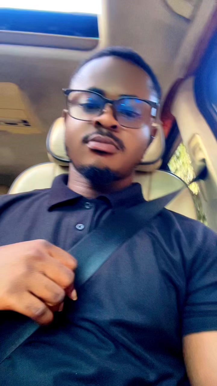 @Optician 🥰Kingflat 👑