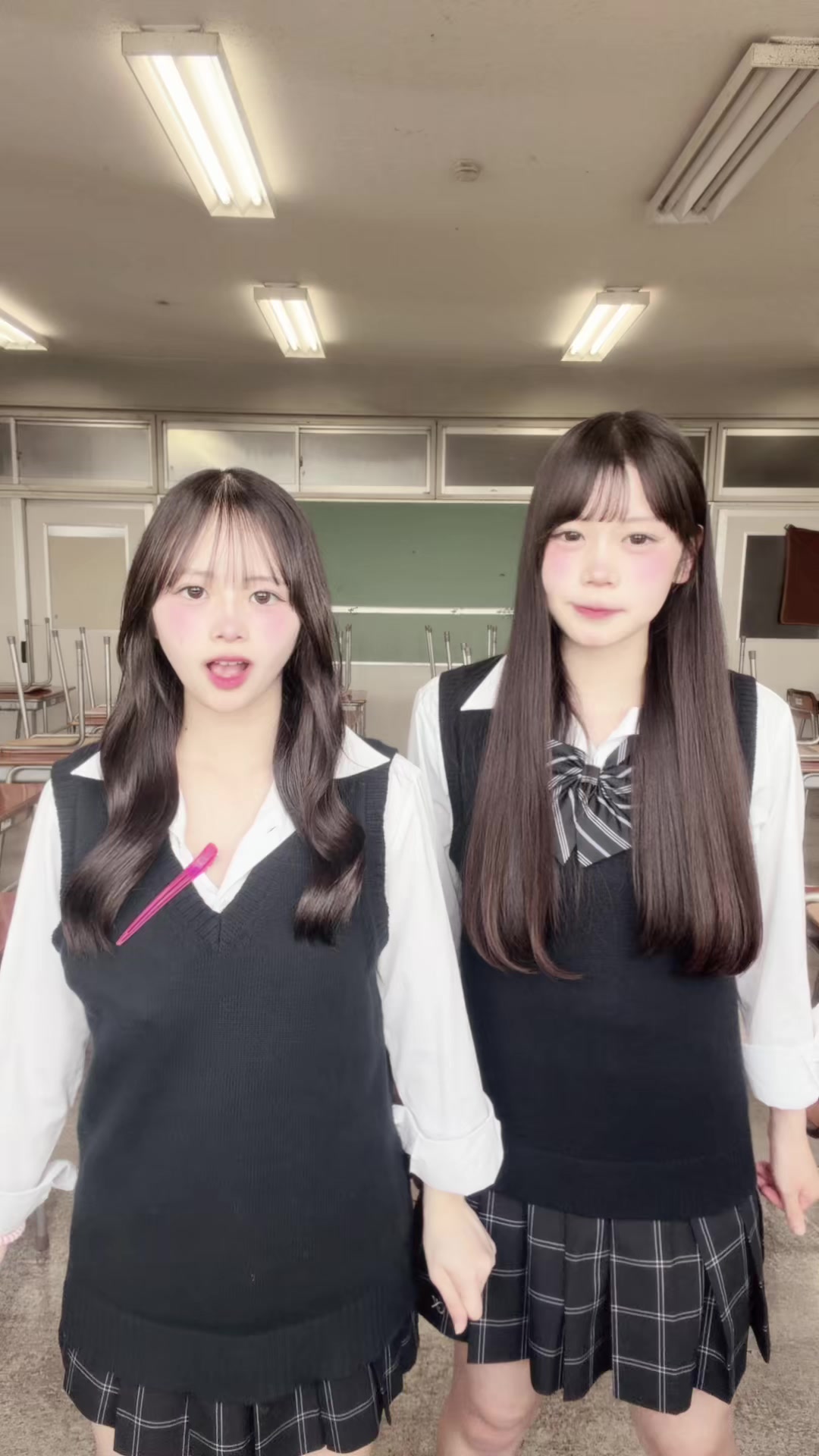@ひまり