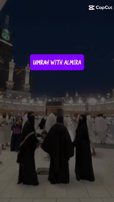 @hj dewi almira tour leader