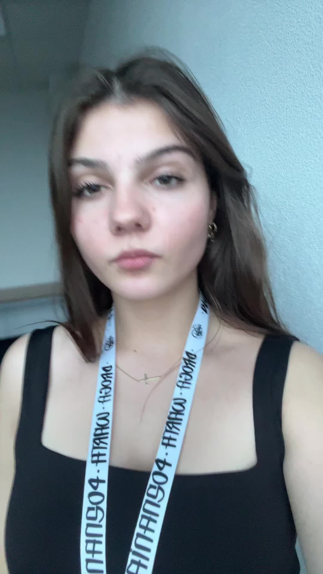 @✞