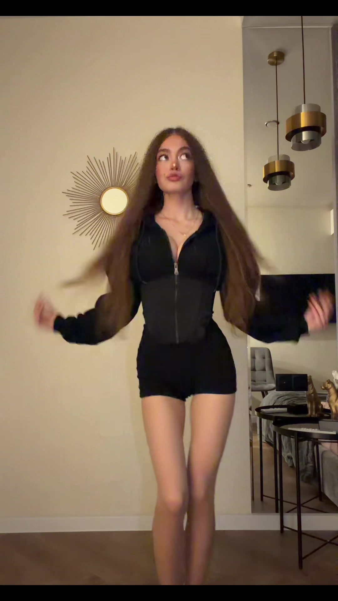 @VLADLENA