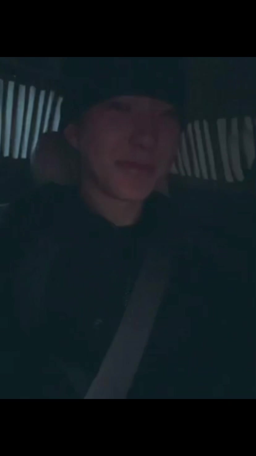 @carats_