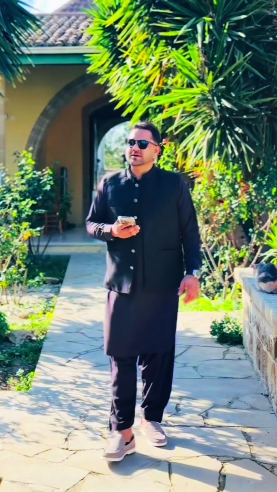 @MIAN Ali Abid 🇬🇧  🇨🇾 🇩🇪