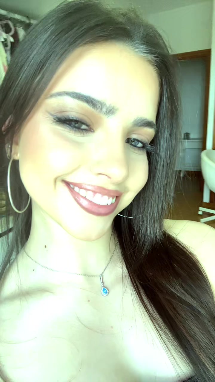 @VERÓNICA BELLO