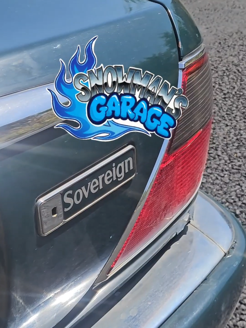 @Snowman’s garage