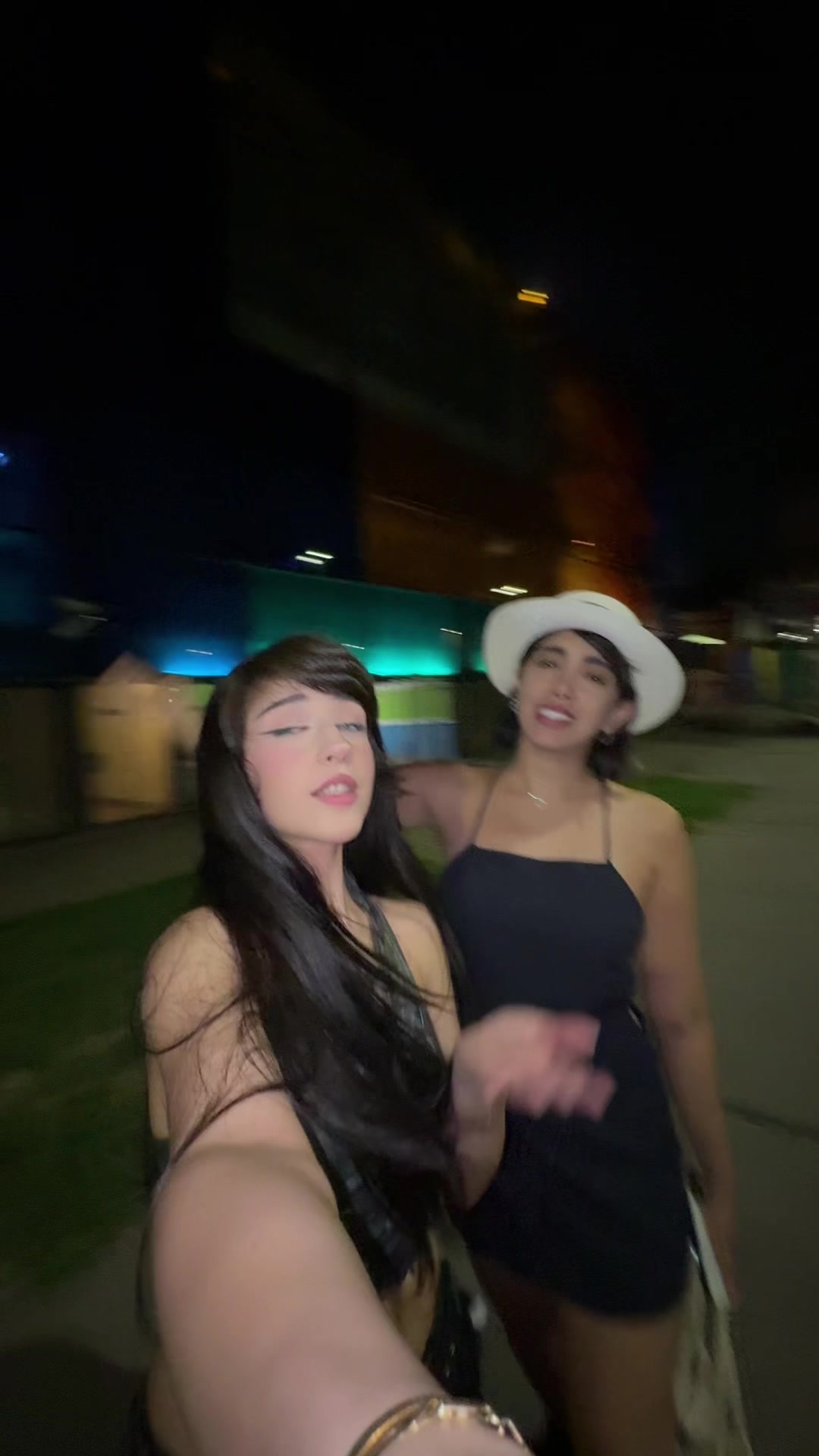 @VAZISTA