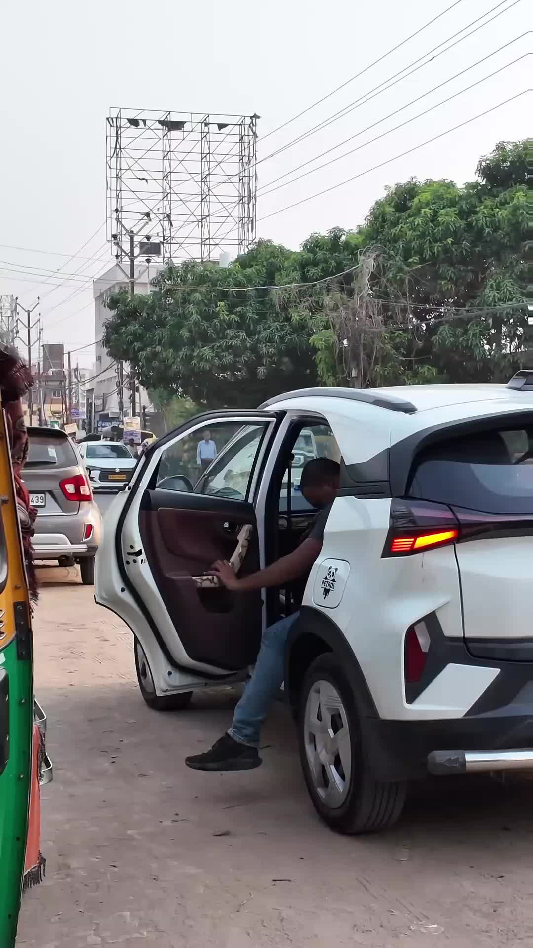 @Ankit Malakar Vlogs