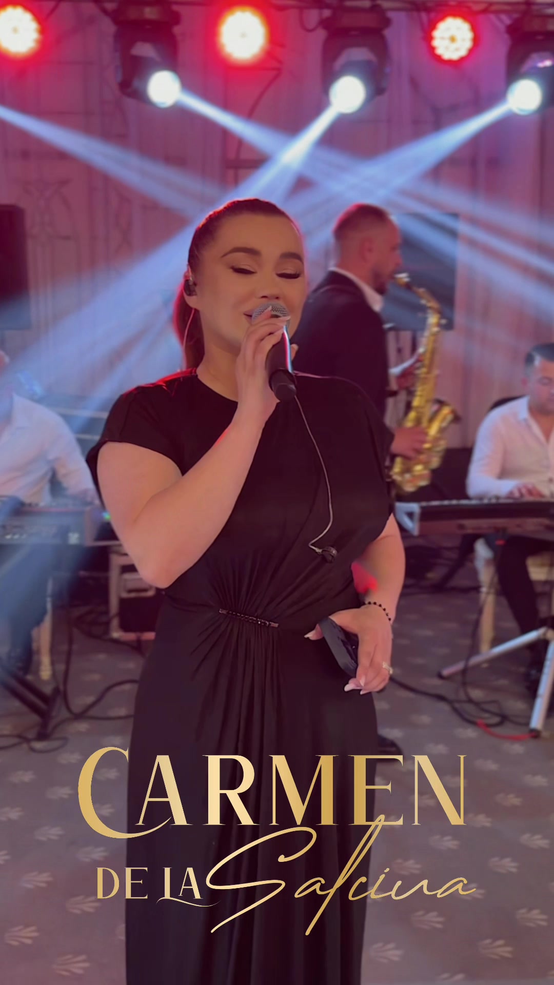 @Carmen de la Salciua Official