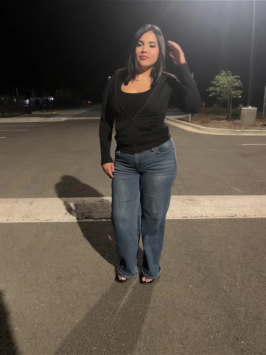 @tonia