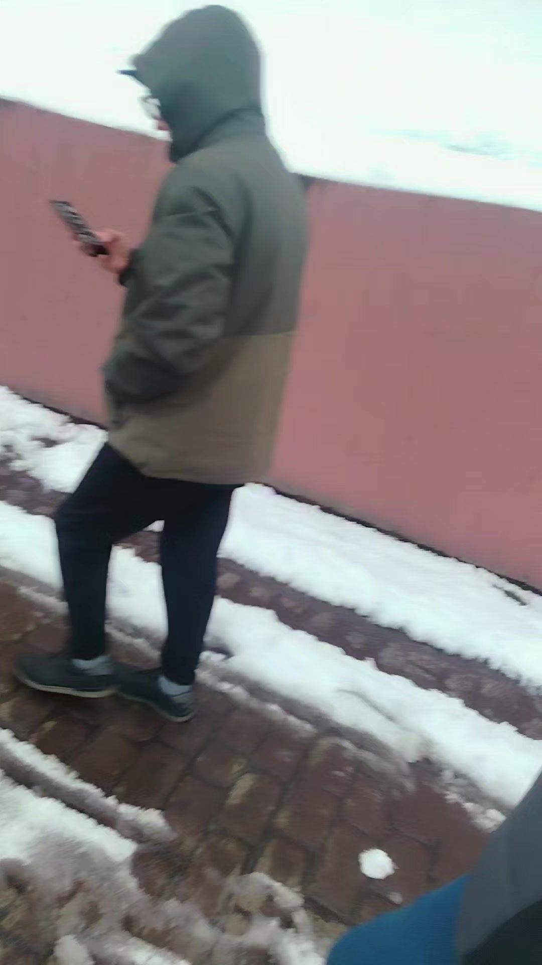 @Колян///
