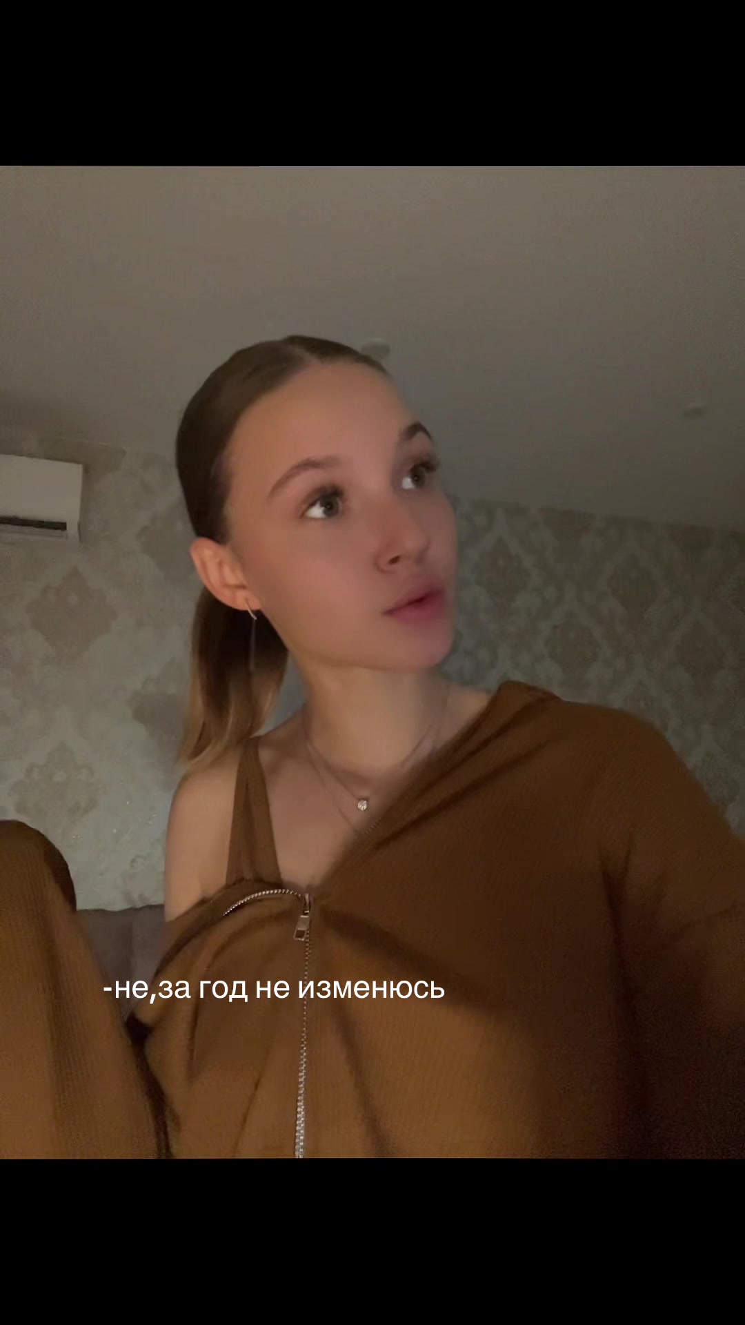 @<З