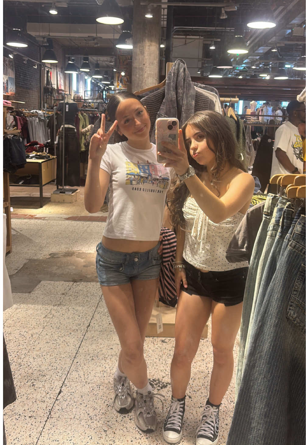 @immyᥫ᭡.