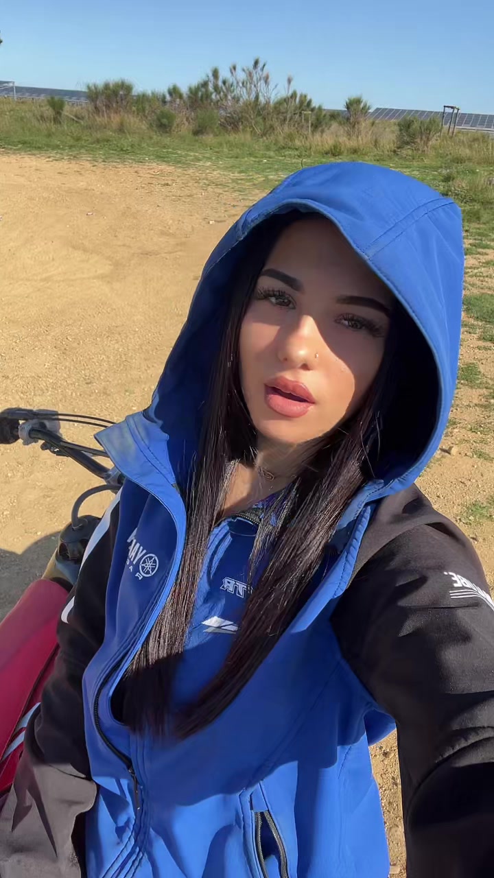 @أليسيا
