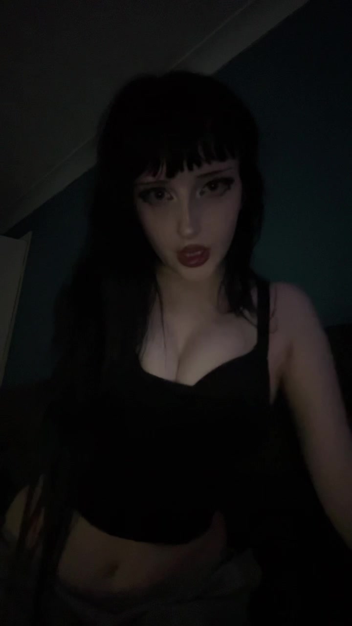 @bella ₍^. .^₎⟆ ♡