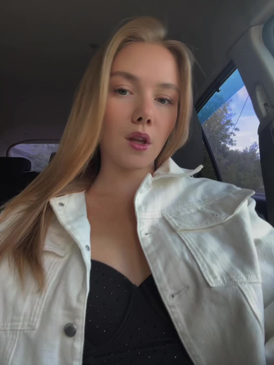 @nestesees