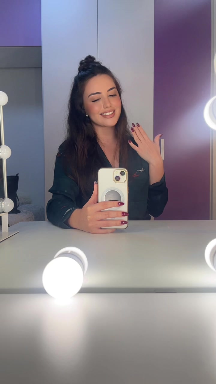 @Mar&iacute;a Bernad
