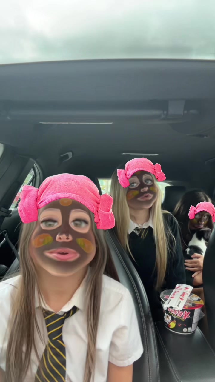 @𝒶𝓁𝒶𝓃𝓃𝒶𝓈 𝓅𝓇𝒾𝓋𝓋