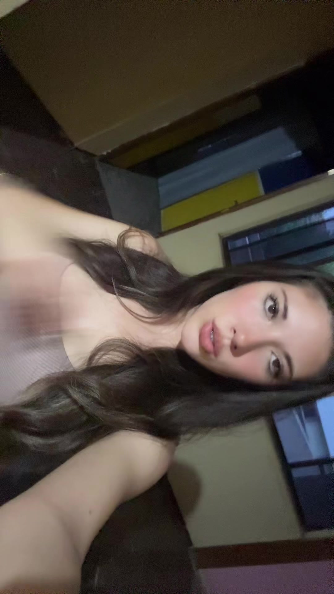 @VICKY ♡