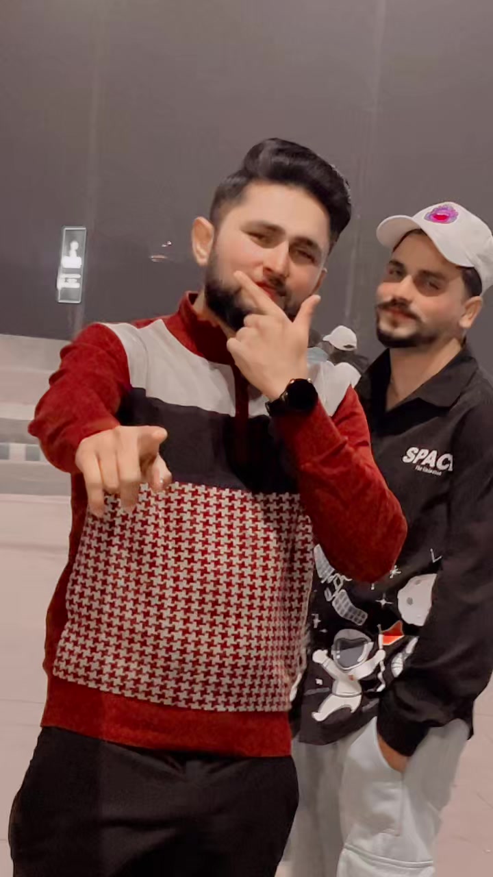 @M_ERR_Y🧸