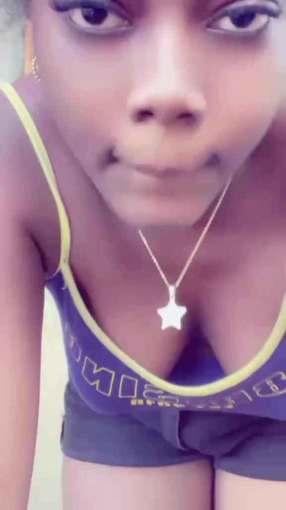 @<<Poupée noire 🥺🌹🤎