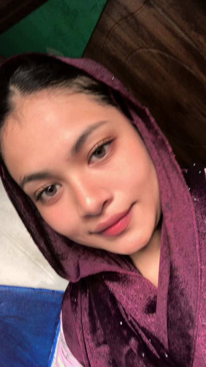 @No One 🕸️😼