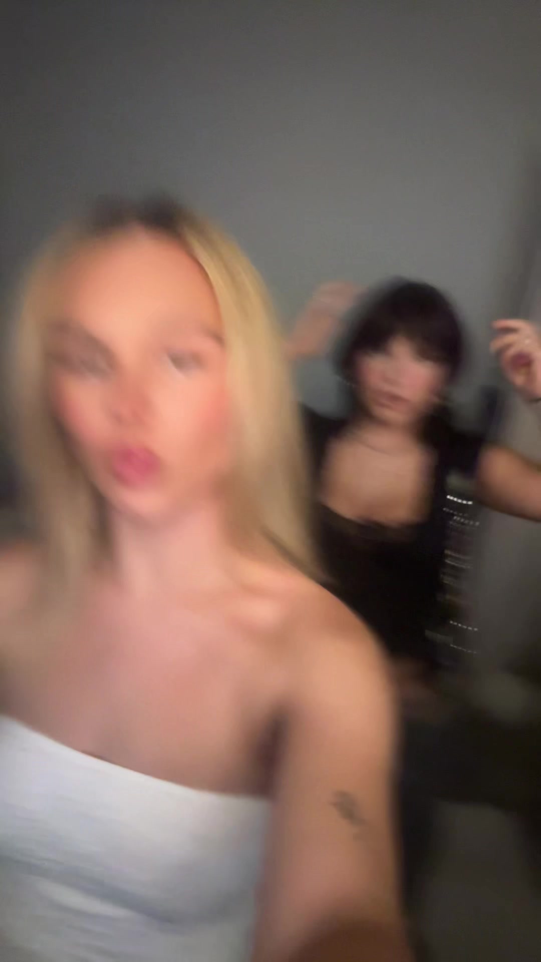 @elzz