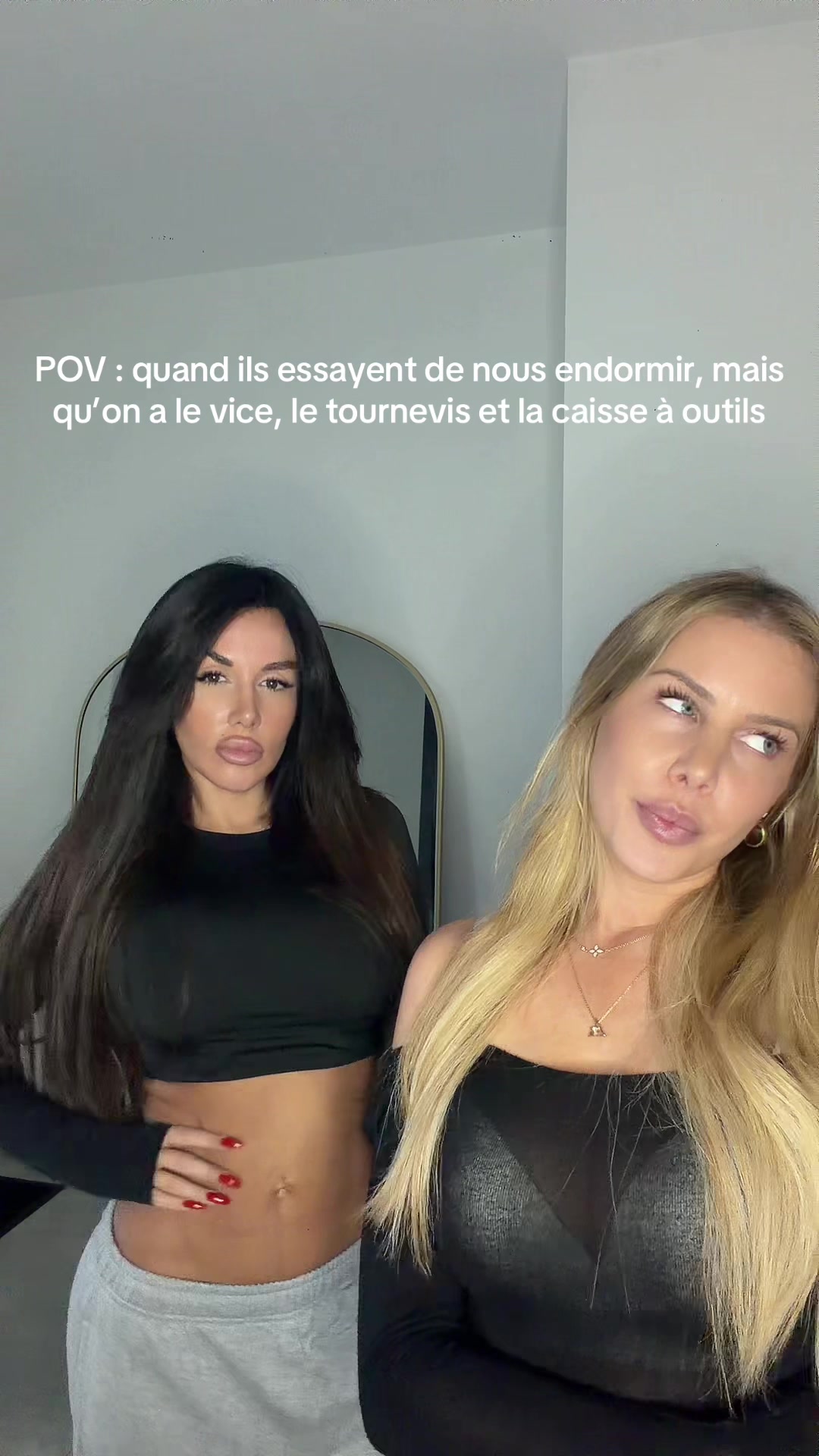 @ADIXIA