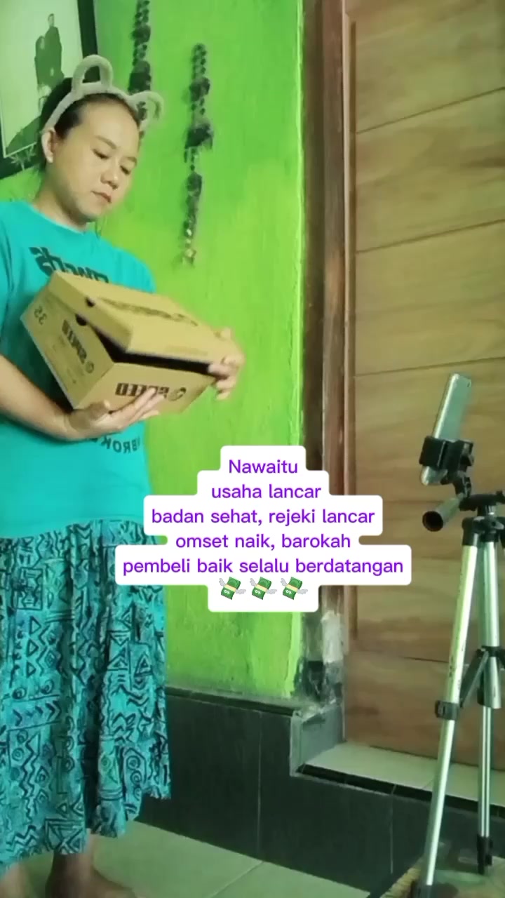@AVRILIA NALENDRA💕