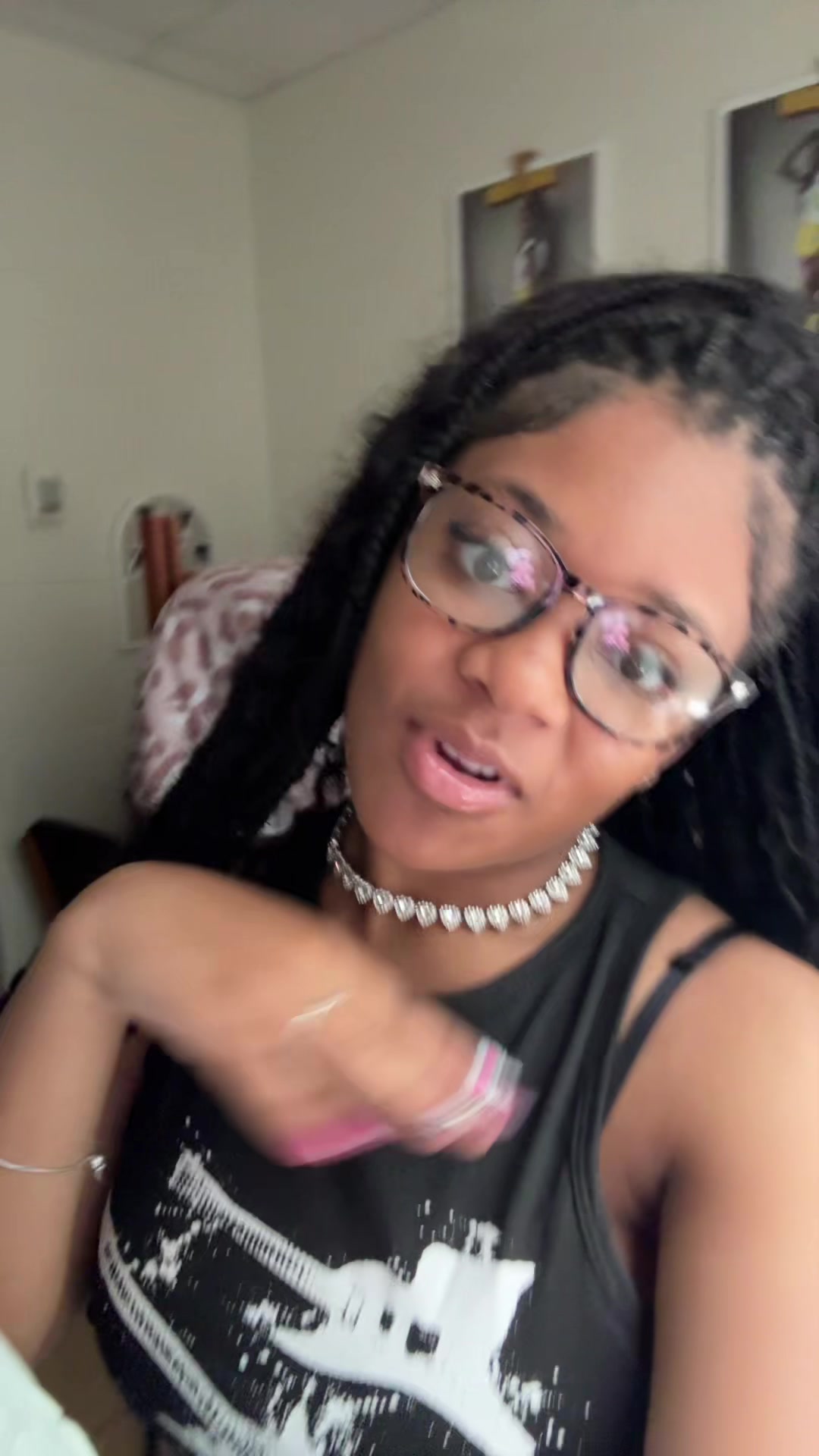 @T