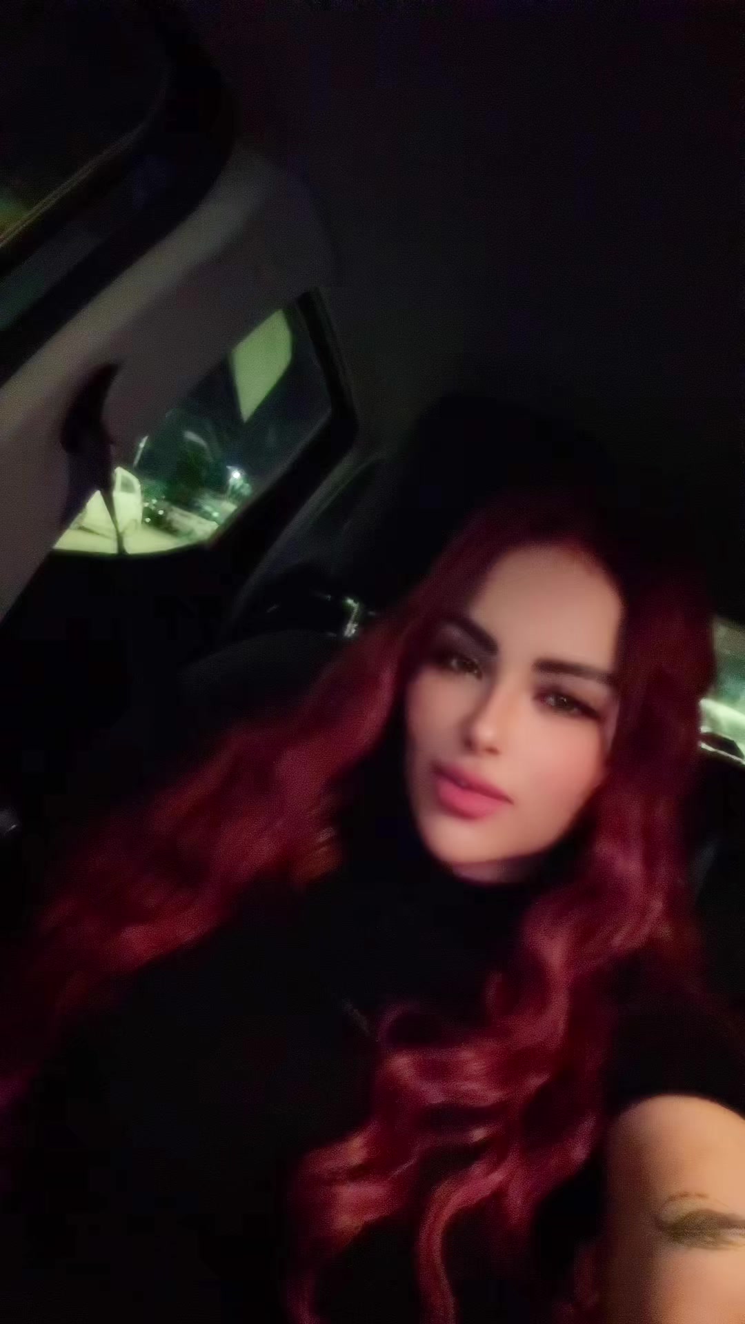 @Riri 🇹🇳🇦🇪