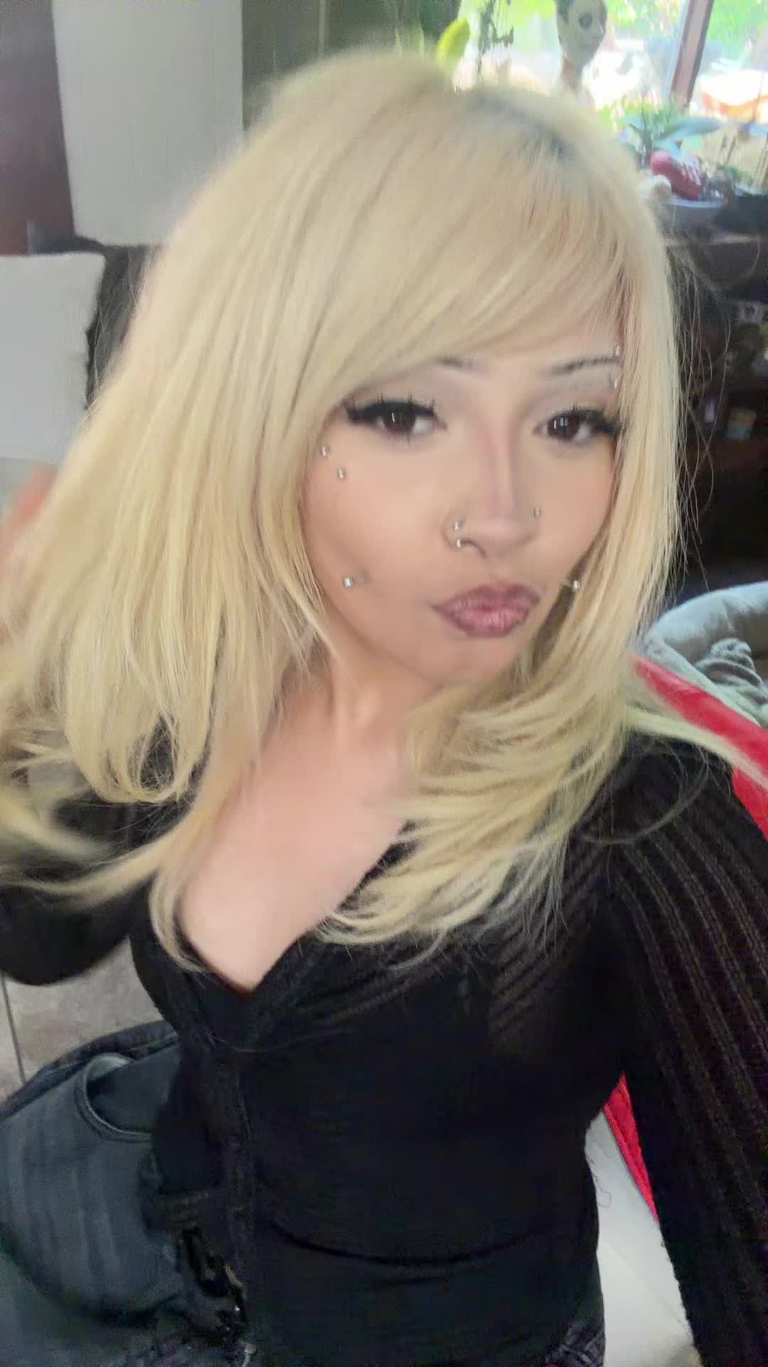 @sofi8_