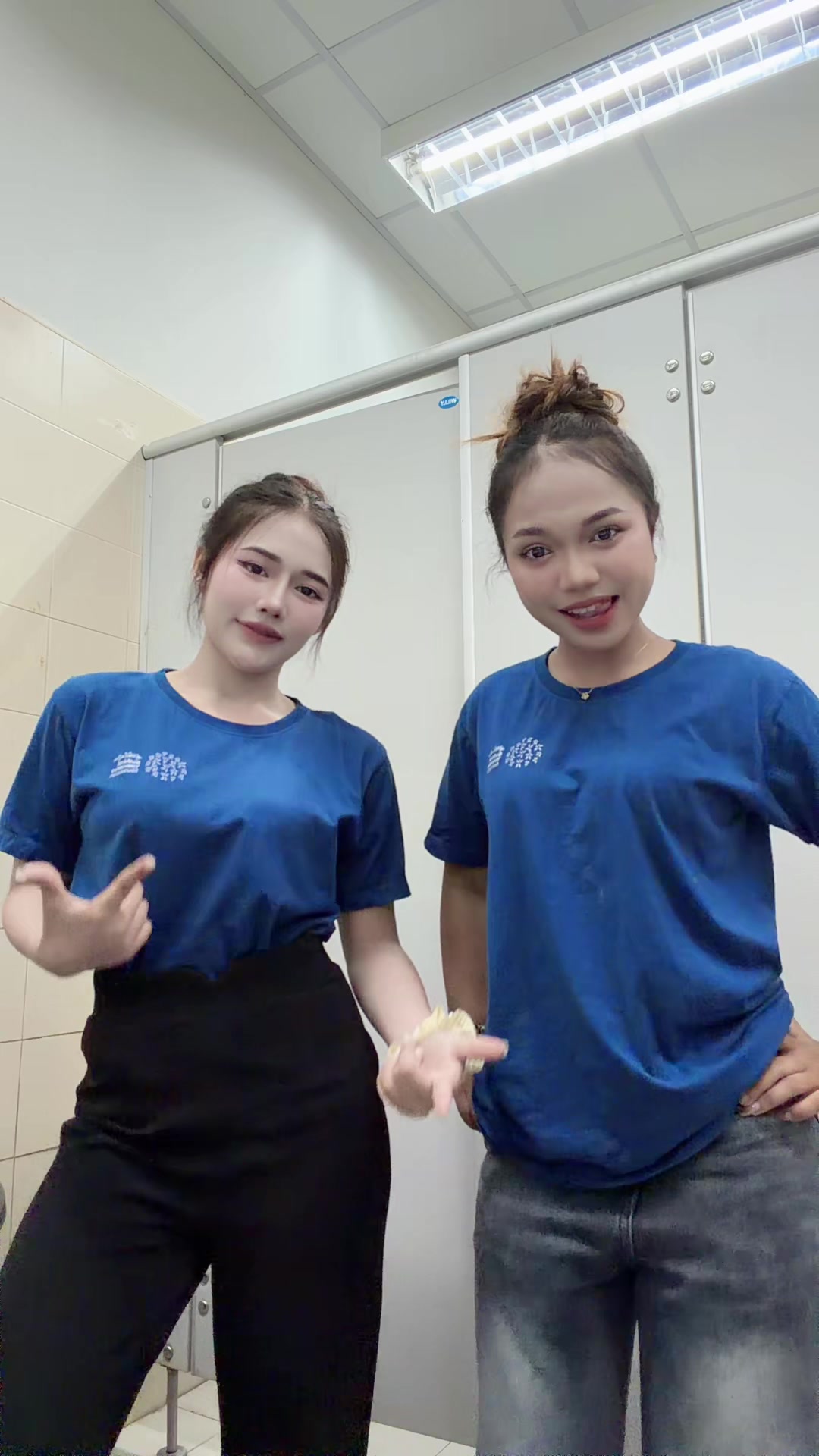 @เบลล่า🐰💖