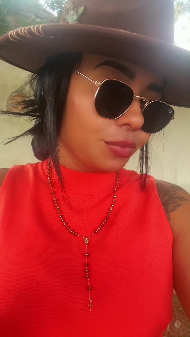 @mirellaferreira