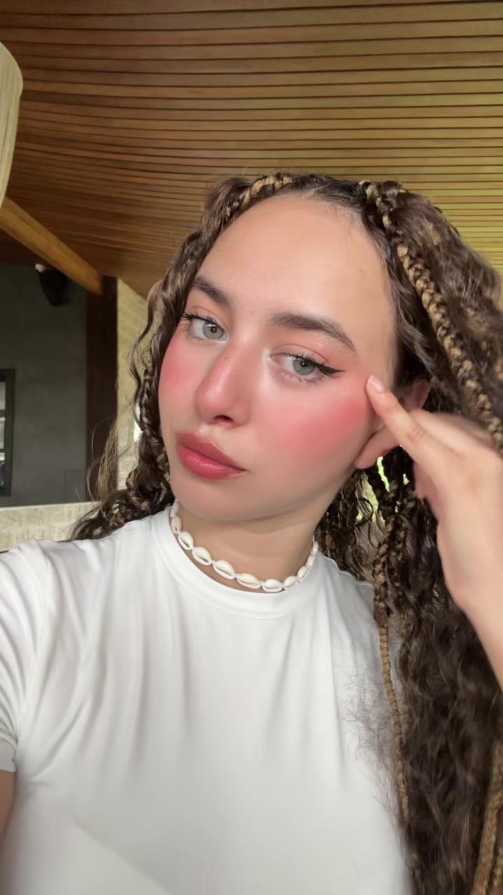 @Lucky Mira 🕯️