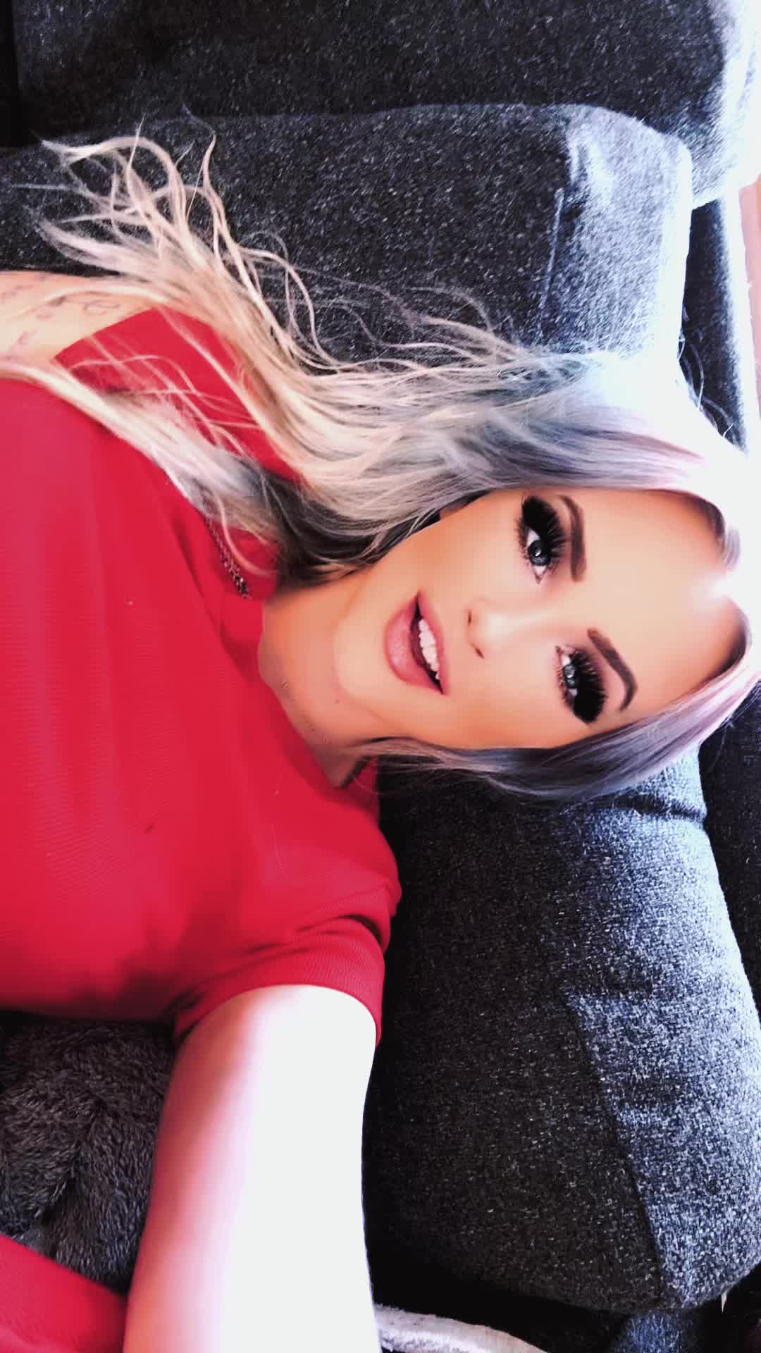 @🦋💜🩷ThatGirlAnniee🩷💜🦋