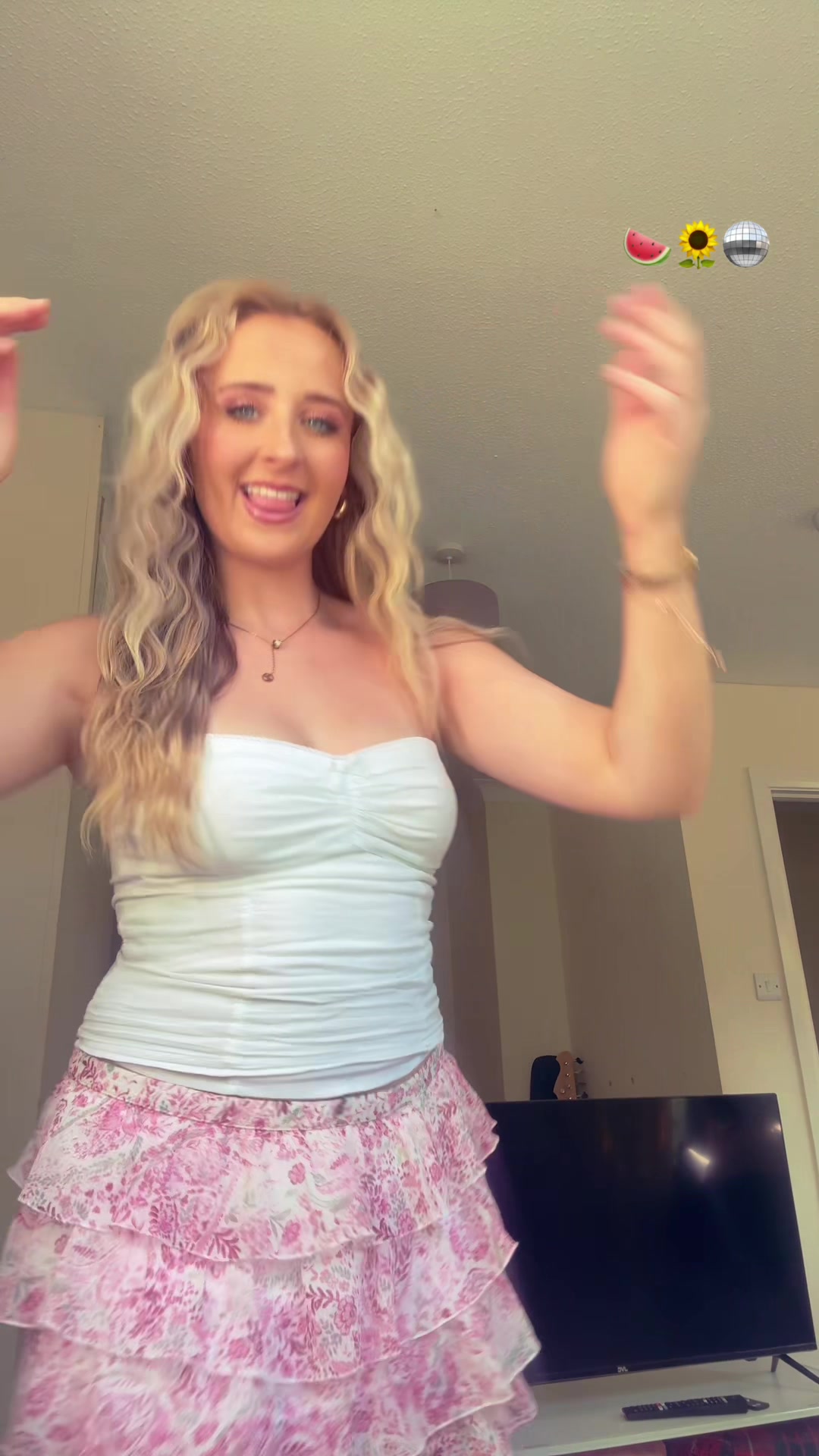 @𝓔𝓵𝓲𝓼𝓮🦋x