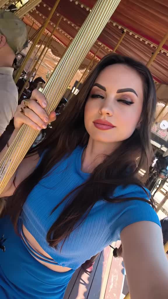 @Alina Elena156