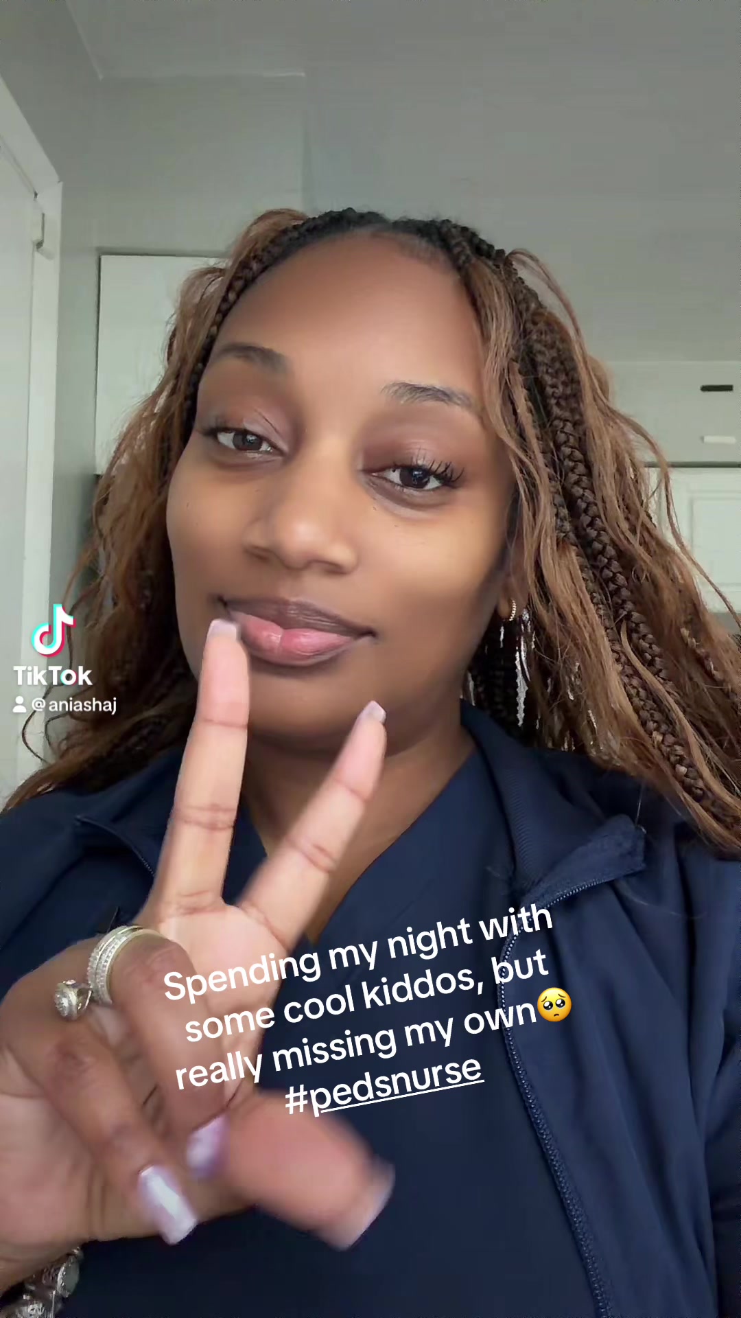 @AniaSHa