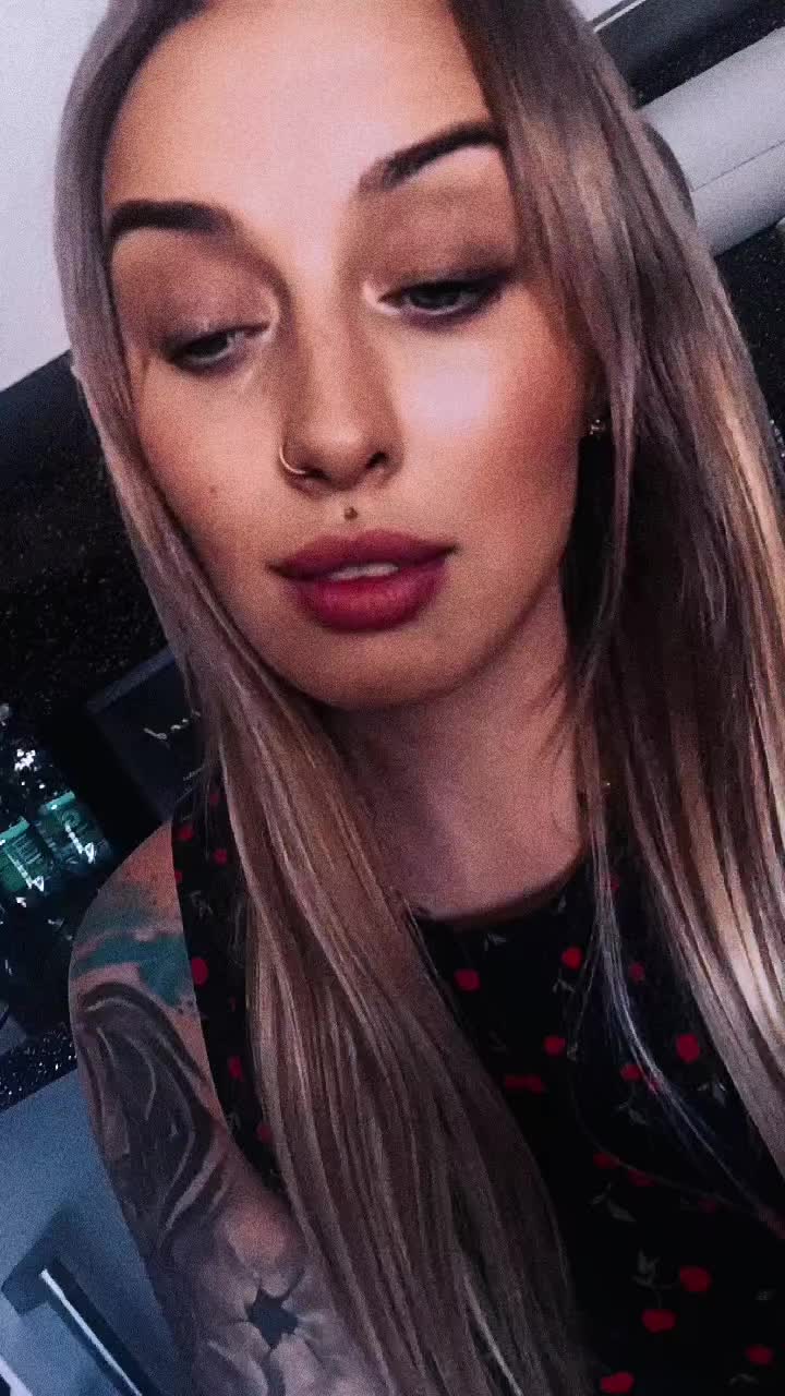 @💙🤍👊