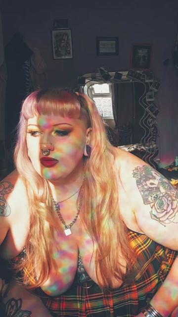 @Mermaidcurves