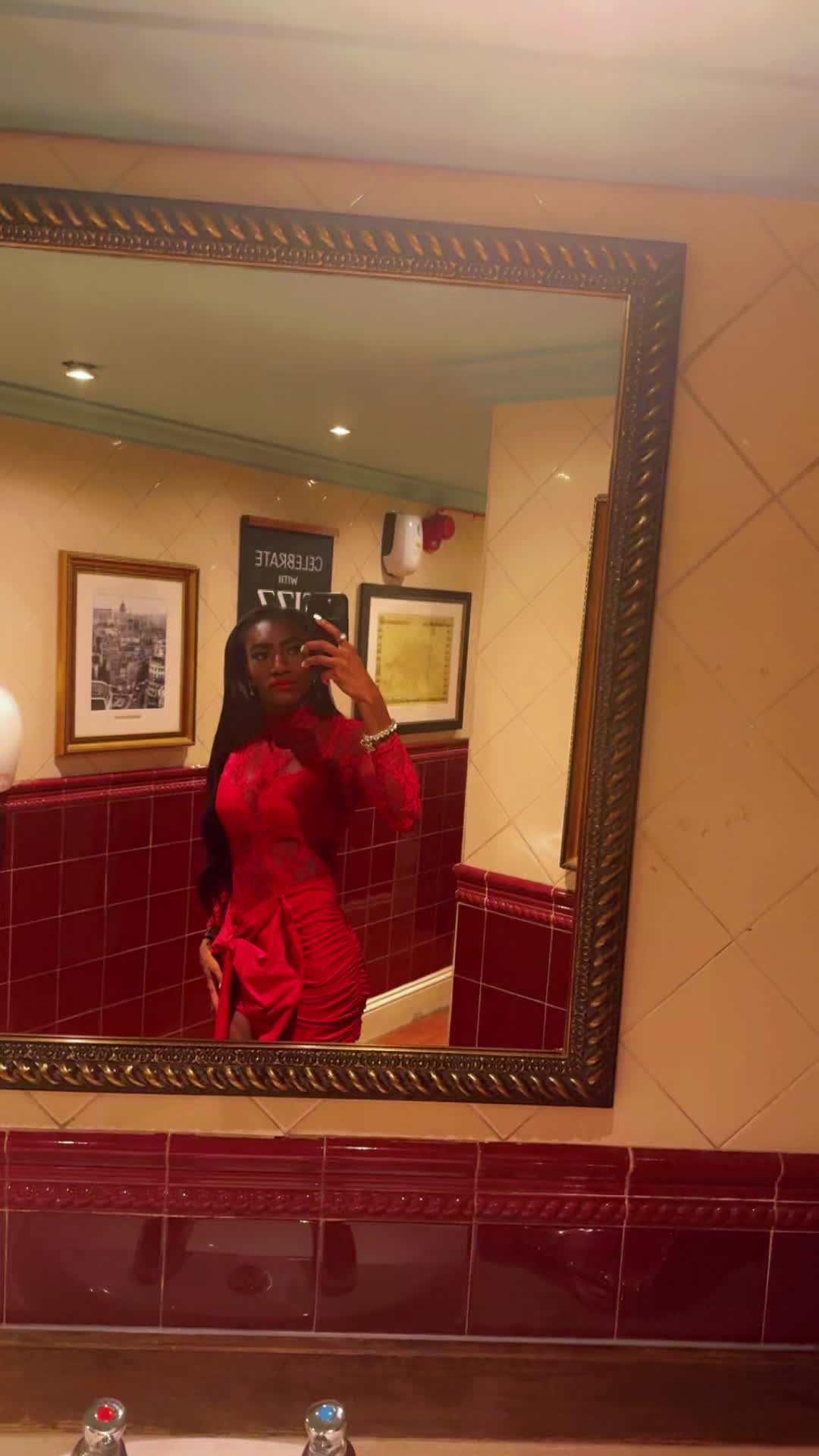 @Queen Ferrari 👑