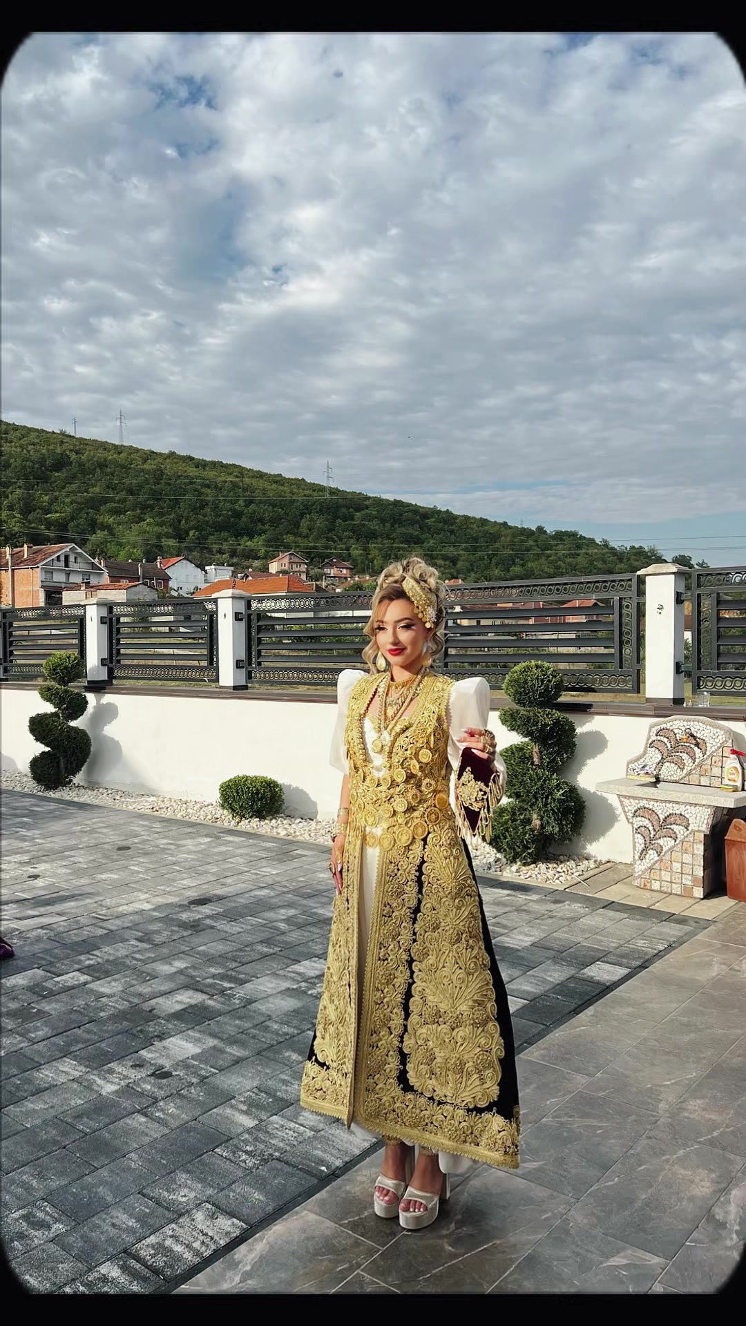 @Traditional Couture Tina