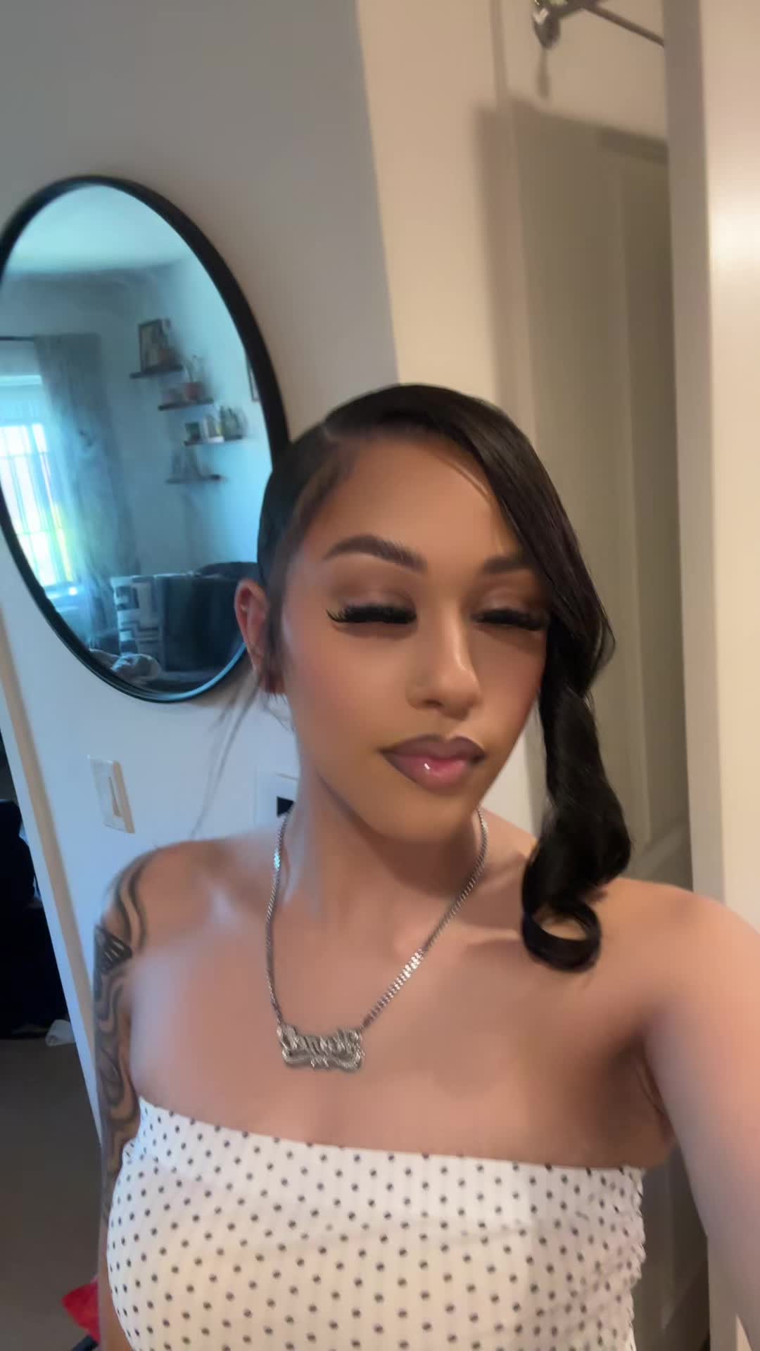 @🖤