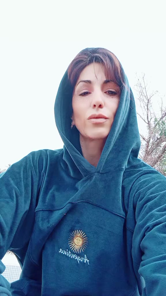@La Leona