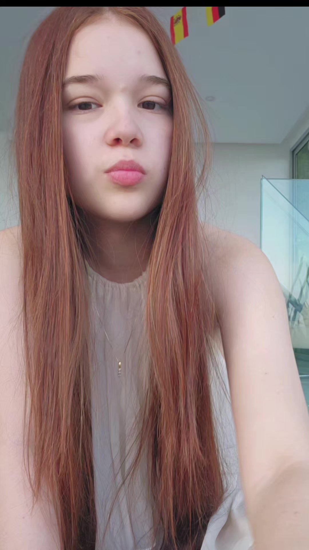@niki