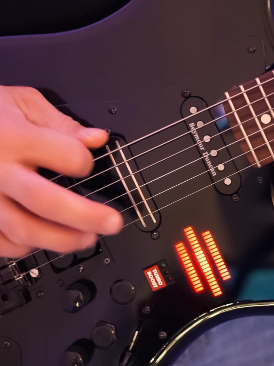 @Knight Rider Guitar Dude